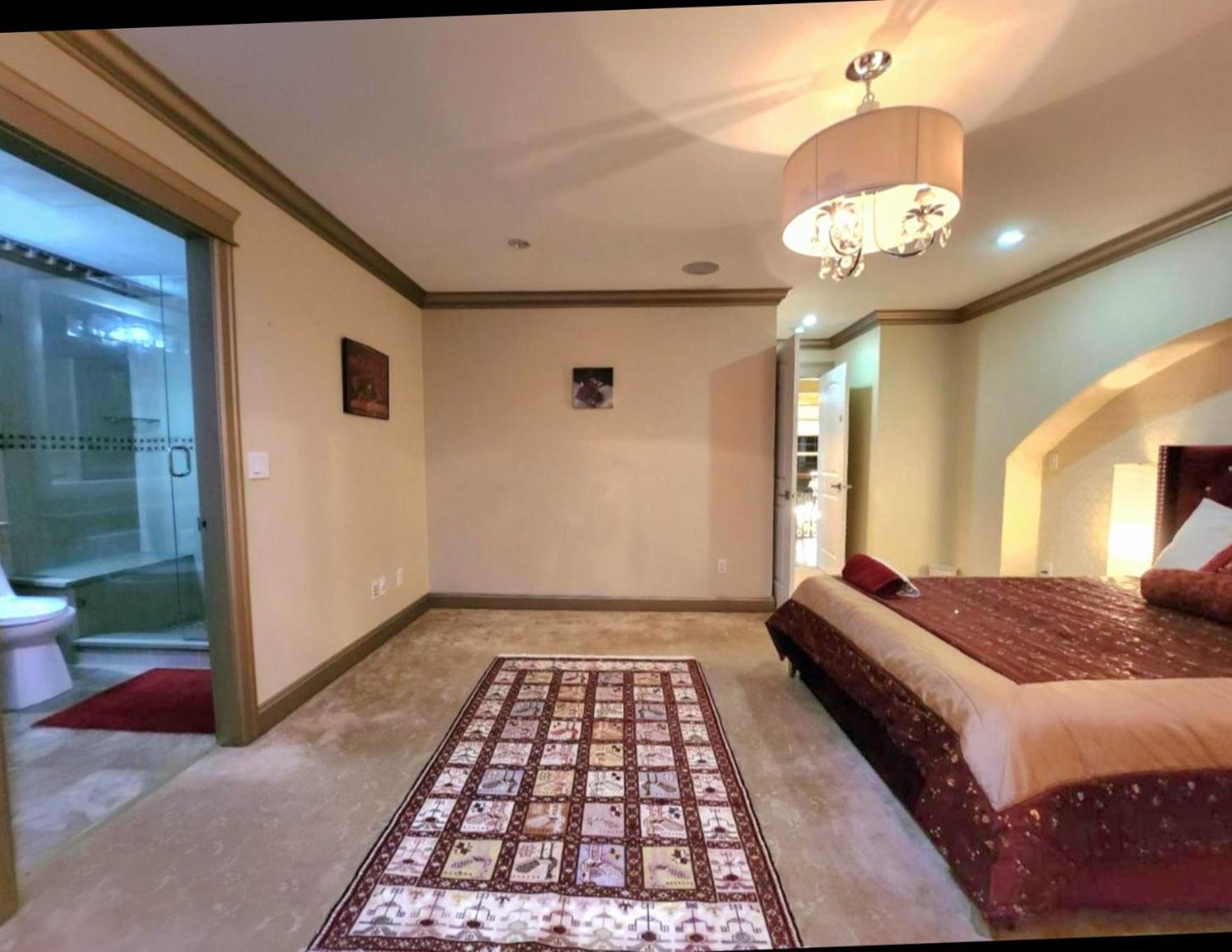 Empress Madani Palace Hotel Суррей Екстер'єр фото
